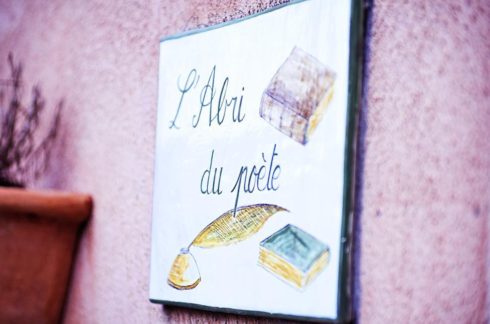 L'Abri Du Poete Bed & Breakfast Besse-sur-Issole Exterior photo