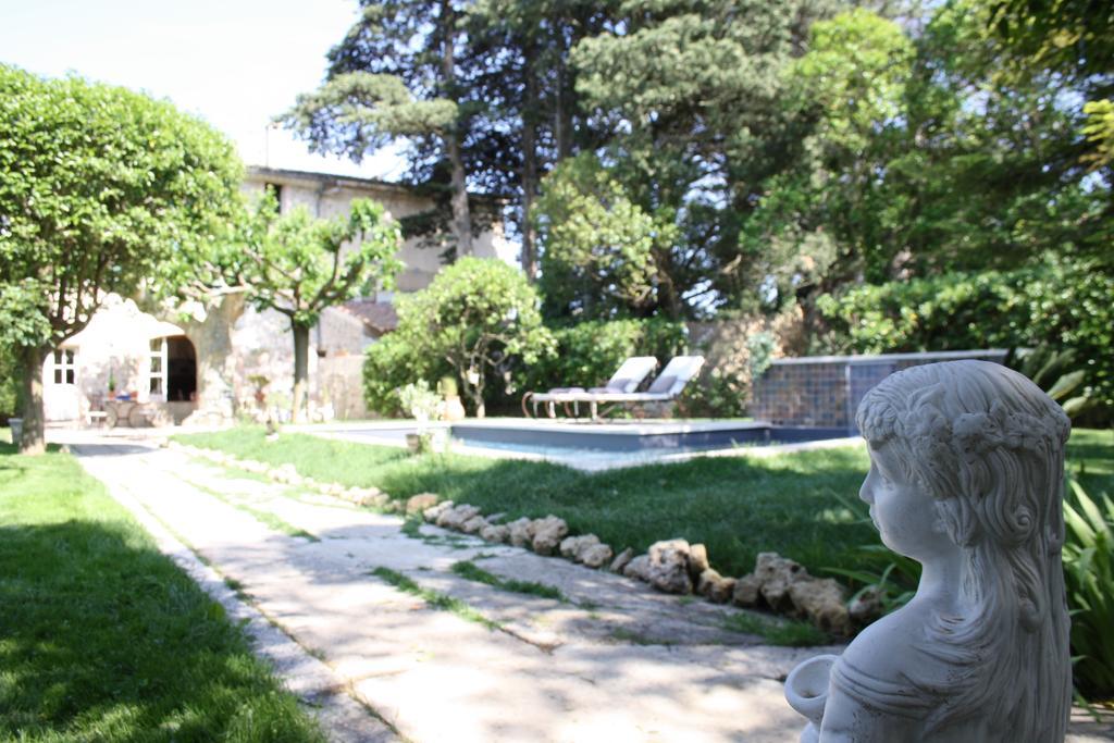 L'Abri Du Poete Bed & Breakfast Besse-sur-Issole Exterior photo
