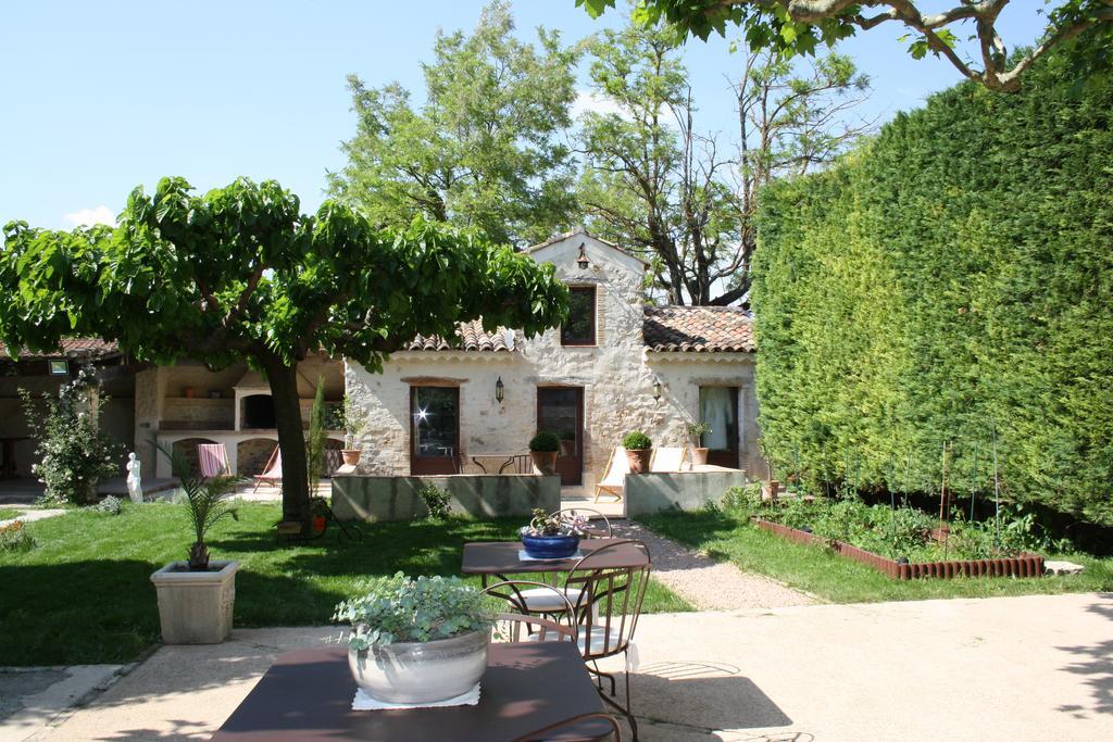 L'Abri Du Poete Bed & Breakfast Besse-sur-Issole Room photo